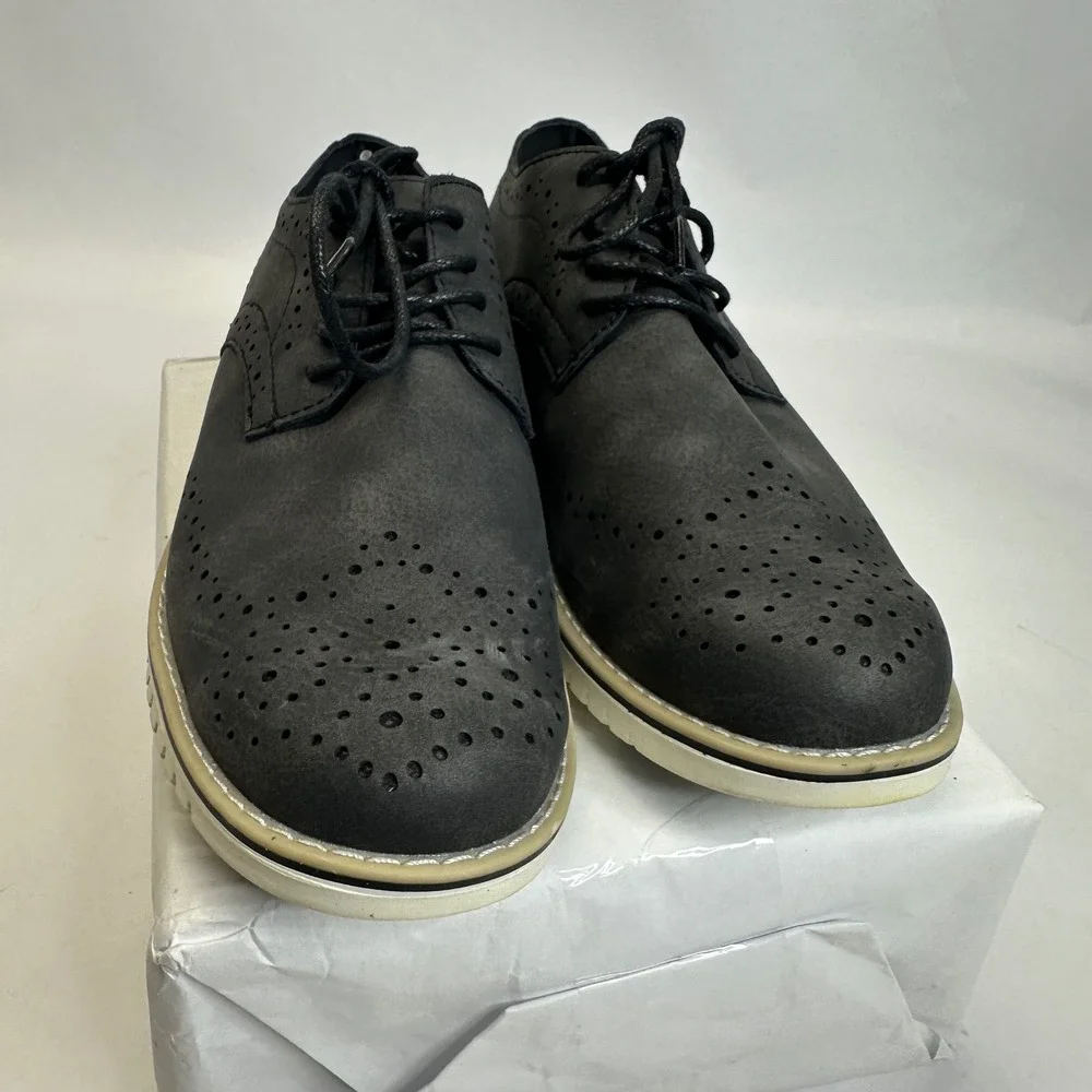 Steve Madden BMAT Mens Black Wingtip Brogue Oxford Shoes Contrast Lug Sole Sz 6